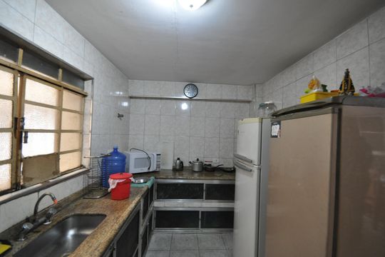 Cozinha de casa à venda com 2 quartos, 120m² em Conjunto Habitacional Jova Rural, São Paulo