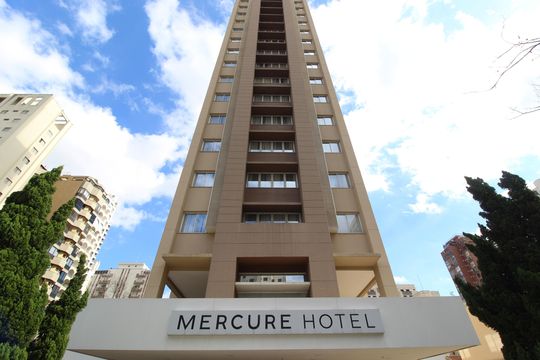 Fachada do Prédio de kitnet/studio à venda com 1 quarto, 28m² em Vila Olímpia, São Paulo