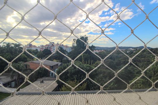 Vista de apartamento à venda com 2 quartos, 67m² em Cavalhada, Porto Alegre