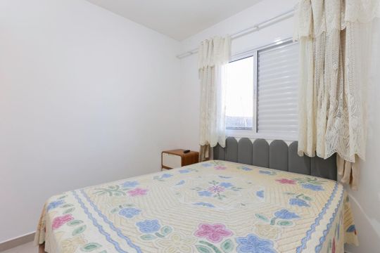 Quarto 1 de apartamento para alugar com 2 quartos, 45m² em Vila Vitorio Mazzei, São Paulo