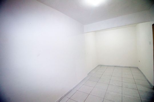 Quarto  de casa à venda com 1 quarto, 75m² em Rocha Miranda, Rio de Janeiro