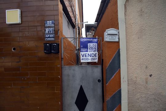Placa de casa à venda com 1 quarto, 75m² em Rocha Miranda, Rio de Janeiro