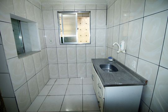 Cozinha de casa à venda com 1 quarto, 75m² em Rocha Miranda, Rio de Janeiro