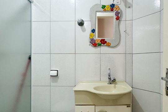 Banheiro Social de apartamento para alugar com 1 quarto, 42m² em Jardim do Mar, São Bernardo do Campo