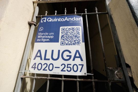 Placa de casa para alugar com 1 quarto, 32m² em Parque Boturussu, São Paulo