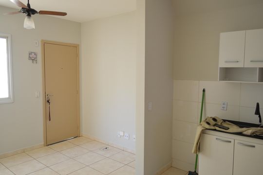 Sala de apartamento para alugar com 2 quartos, 50m² em Jardim Heitor Rigon, Ribeirão Preto