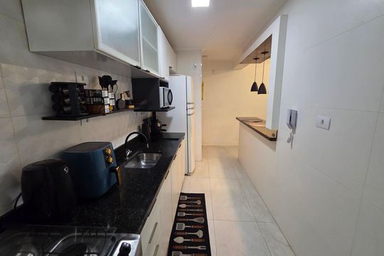 Cozinha de apartamento para alugar com 2 quartos, 78m² em Jardim Samoa, Praia Grande