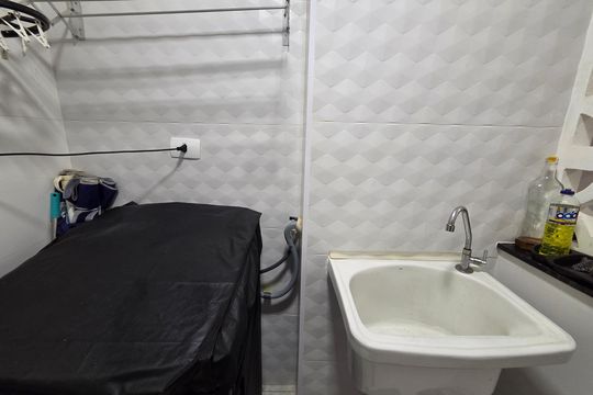 Área de Serviço de apartamento para alugar com 2 quartos, 78m² em Jardim Samoa, Praia Grande