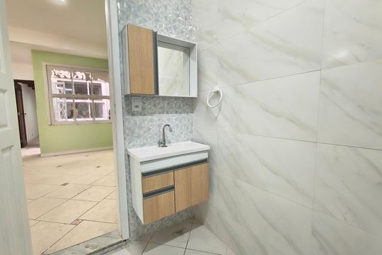Casa para alugar com 2 quartos, 80m² em Recreio dos Bandeirantes, Rio de Janeiro