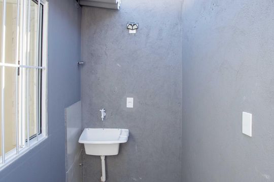 Área de Serviço de casa para alugar com 1 quarto, 23m² em Piraporinha, Diadema