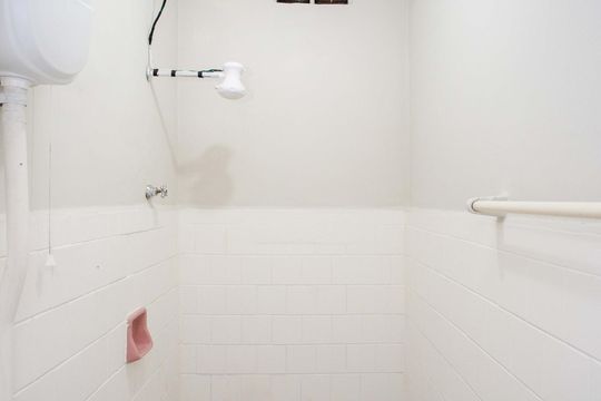 Banheiro de casa para alugar com 1 quarto, 23m² em Piraporinha, Diadema