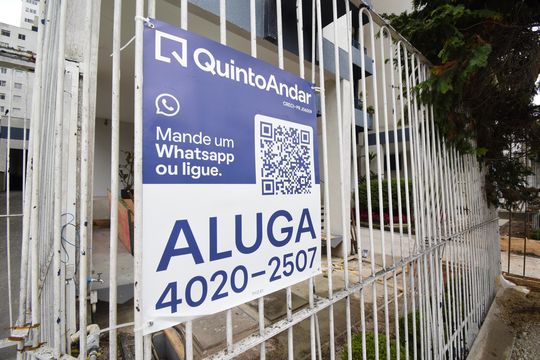 Placa de apartamento à venda com 3 quartos, 110m² em Batel, Curitiba