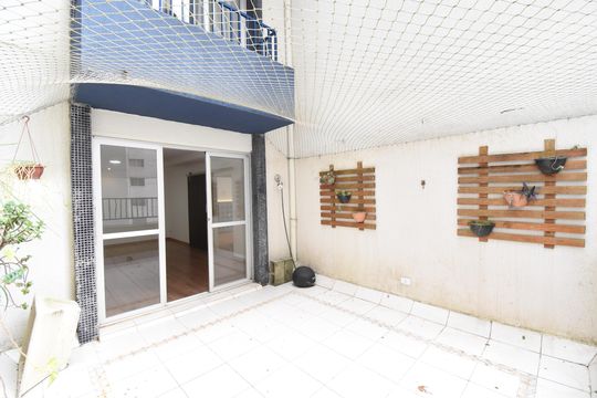 Sacada da Sala de apartamento à venda com 3 quartos, 110m² em Batel, Curitiba