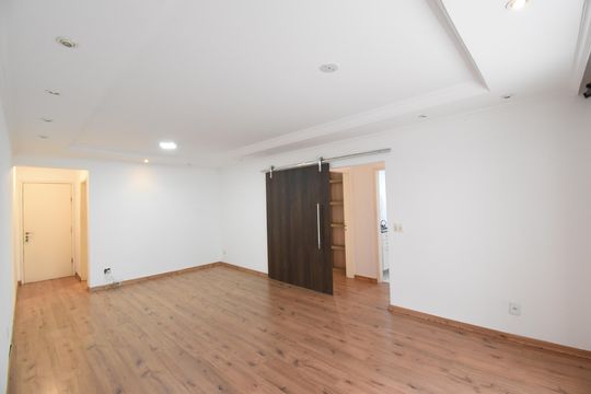 Apartamento à venda com 3 quartos, 110m² em Batel, Curitiba