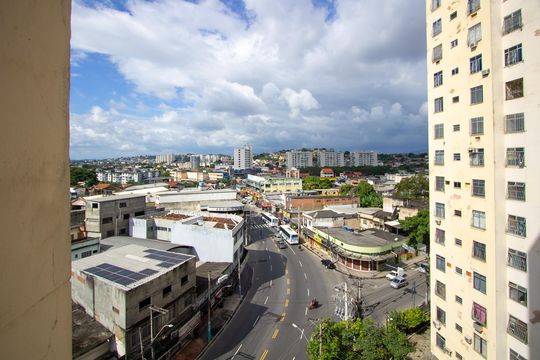 Vista da Sala de apartamento para alugar com 2 quartos, 56m² em Mutondo, São Gonçalo
