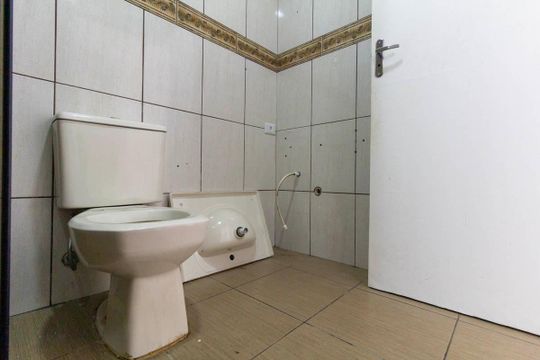 Banheiro de casa para alugar com 2 quartos, 120m² em Cidade Líder, São Paulo