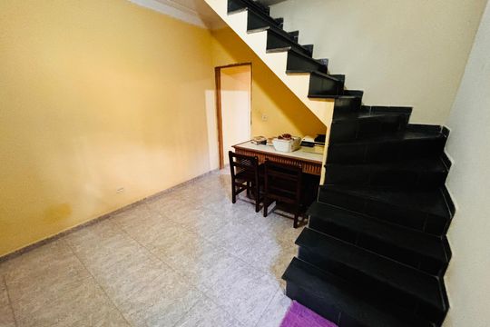 Sala de casa à venda com 6 quartos, 315m² em Vila Sao Silvestre, Barueri