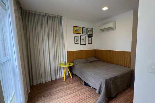 Quarto 1 de casa de condomínio para alugar com 5 quartos, 246m² em Castelânea, Petrópolis