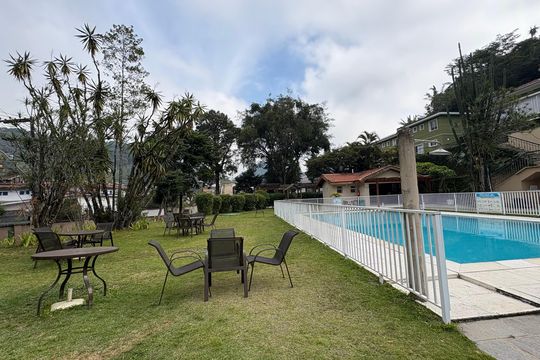 Área comum - Piscina de casa de condomínio para alugar com 1 quarto, 246m² em Castelânea, Petrópolis