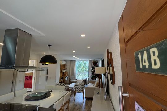 Casa de Condomínio para alugar com 5 quartos, 246m² em Castelânea, Petrópolis