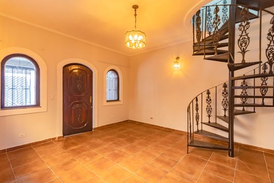 Casa à venda com 2 quartos, 120m² em São Judas, São Paulo