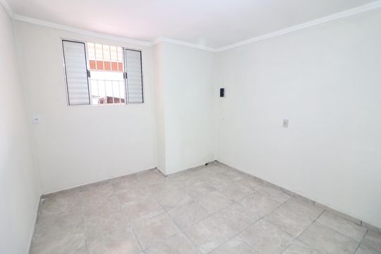 Casa para alugar com 1 quarto, 60m² em Santo Antônio, Osasco