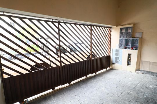 Garagem de casa para alugar com 1 quarto, 60m² em Santo Antônio, Osasco