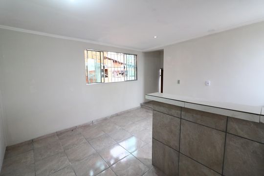 Cozinha de casa para alugar com 1 quarto, 60m² em Santo Antônio, Osasco