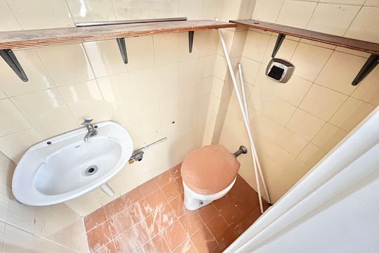 Banheiro de serviço de apartamento à venda com 2 quartos, 52m² em Casa Verde, São Paulo