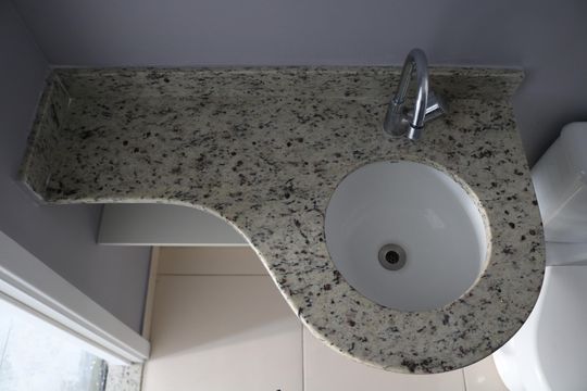 Banheiro de kitnet/studio à venda com 1 quarto, 40m² em Pacaembu, São Paulo
