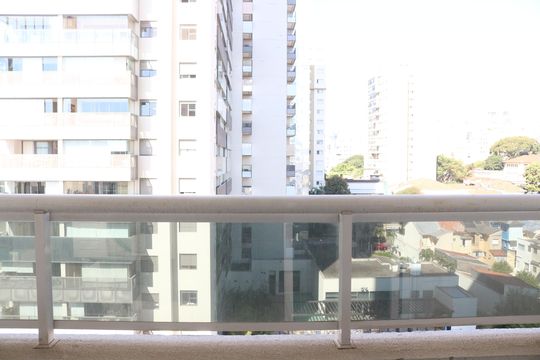 Varanda de kitnet/studio à venda com 1 quarto, 40m² em Pacaembu, São Paulo