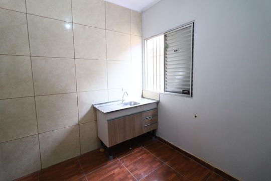 Sala/Cozinha de casa para alugar com 2 quartos, 95m² em Santo Antônio, Osasco
