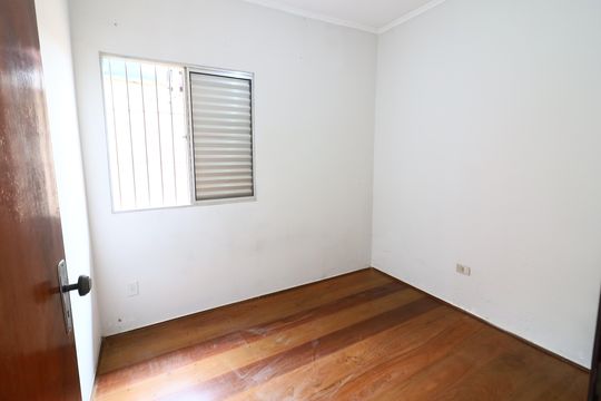 Quarto  de casa para alugar com 2 quartos, 95m² em Santo Antônio, Osasco