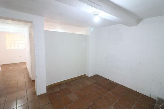 Quarto de casa para alugar com 1 quarto, 45m² em Santo Antônio, Osasco