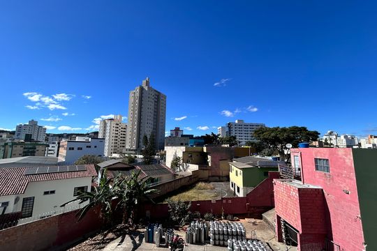 Apartamento para alugar com 2 quartos, 47m² em Alípio de Melo, Belo Horizonte