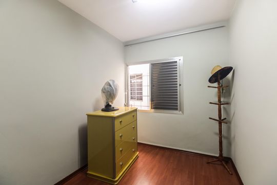 Quarto 2 de casa à venda com 3 quartos, 183m² em Vila Carrão, São Paulo