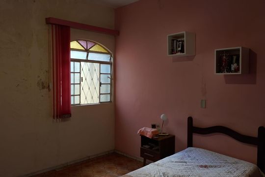 Casa à venda com 2 quartos, 175m² em Ouro Minas, Belo Horizonte
