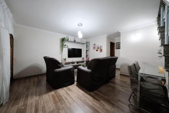 Sala de casa à venda com 3 quartos, 120m² em Burgo Paulista, São Paulo