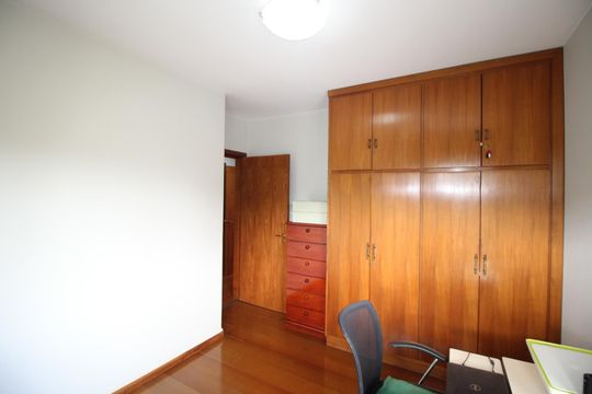 Quarto 2 de apartamento à venda com 2 quartos, 98m² em Moinhos de Vento, Porto Alegre