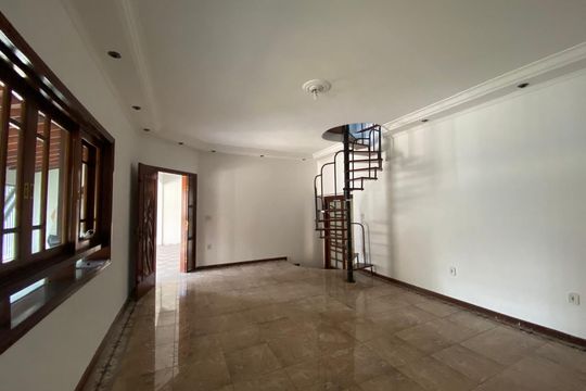 Casa para alugar com 5 quartos, 300m² em Jardim Nossa Senhora de Fatima, Hortolândia