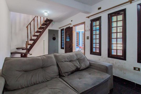 Sala de casa para alugar com 2 quartos, 57m² em Vila Magini, Mauá