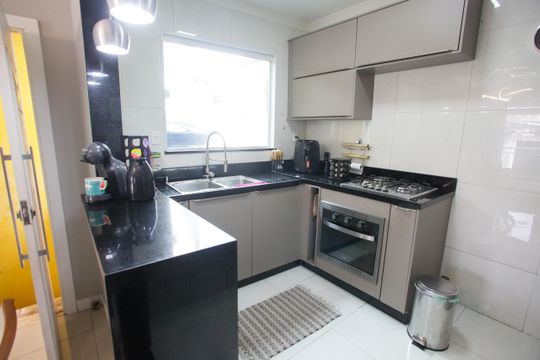 Cozinha de casa à venda com 3 quartos, 240m² em Taquara, Rio de Janeiro