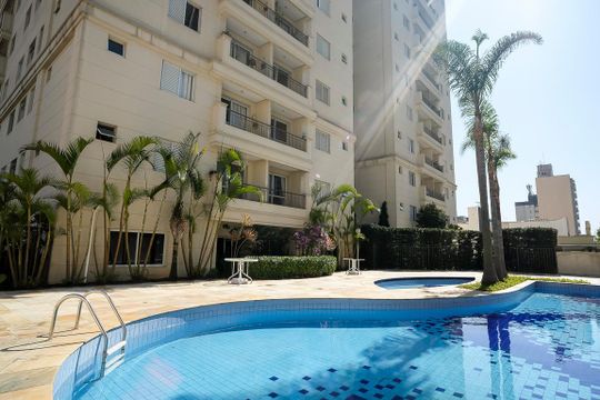 Piscina de apartamento à venda com 2 quartos, 63m² em Santo Antônio, São Caetano do Sul