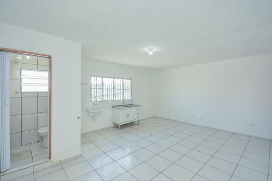 Casa para alugar com 1 quarto, 26m² em Cidade Dutra, São Paulo