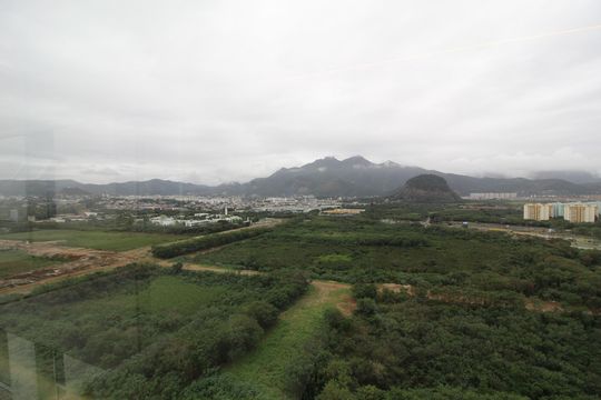 Sala - Vista de apartamento à venda com 2 quartos, 85m² em Barra da Tijuca, Rio de Janeiro