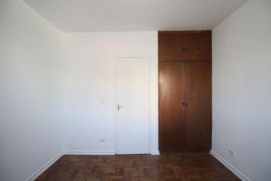 Quarto 2 de apartamento para alugar com 3 quartos, 74m² em Parque Santos Dumont, Taboão da Serra