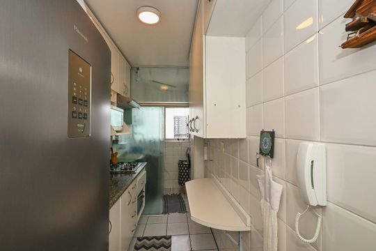 Cozinha de apartamento para alugar com 2 quartos, 54m² em Chacara Nossa Senhora do Bom Conselho, São Paulo
