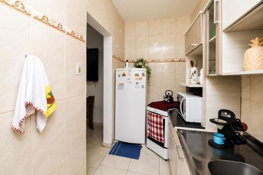 Cozinha de kitnet/studio à venda com 1 quarto, 40m² em Centro Histórico, Porto Alegre