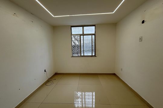 Sala de casa para alugar com 2 quartos, 100m² em Quintino Bocaiúva, Rio de Janeiro
