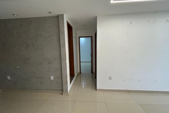 Corredor de casa para alugar com 2 quartos, 100m² em Quintino Bocaiúva, Rio de Janeiro